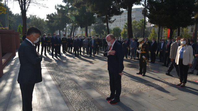 Rektör Aydın 29 Ekim Bayramlaşma Törenine Katıldı